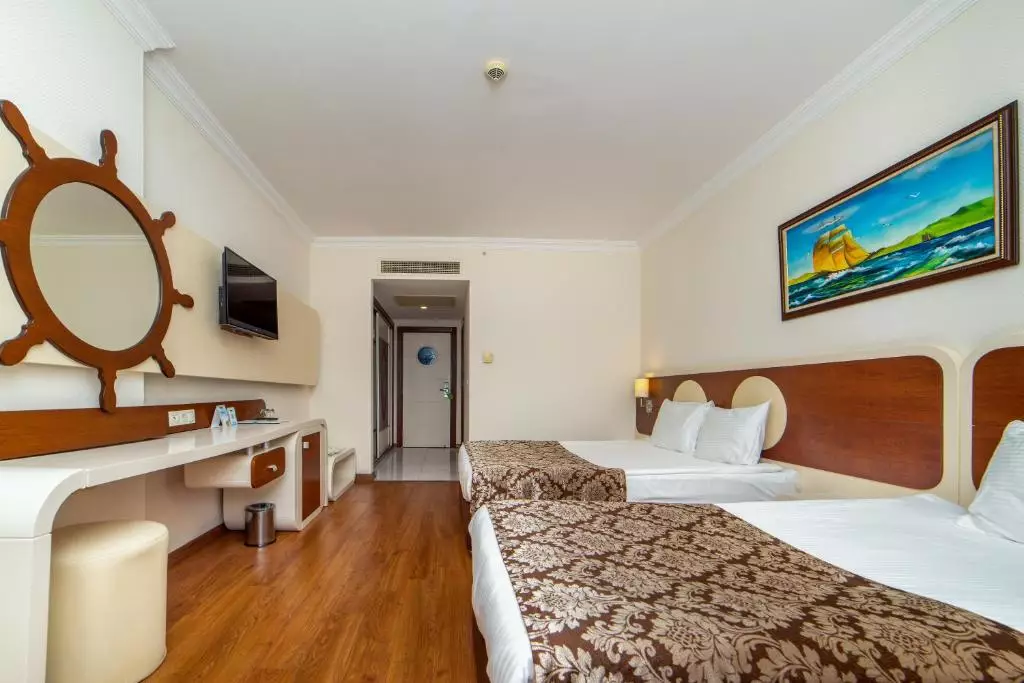 اتاق TRANSATLANTIK KEMER